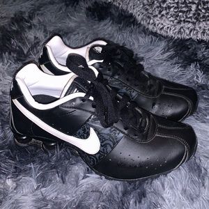 Women’s Nike Shox